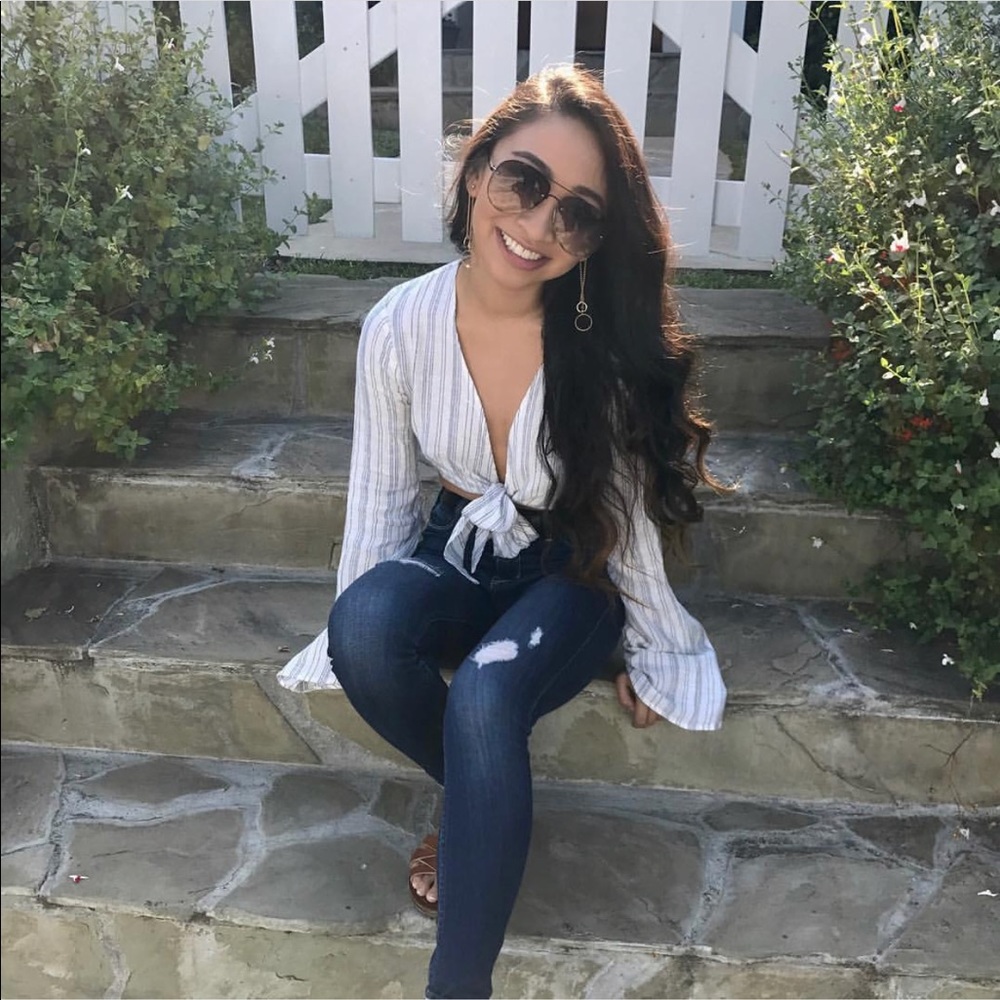 Meet your Posher, Vanessa